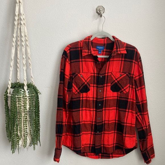 ARIZONA JEAN CO - RED & BLACK BUTTON DOWN - MENS - Picture 2 of 11